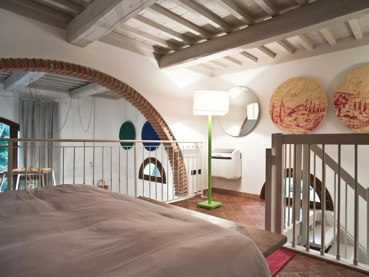 San Ruffino Apartments Lari
