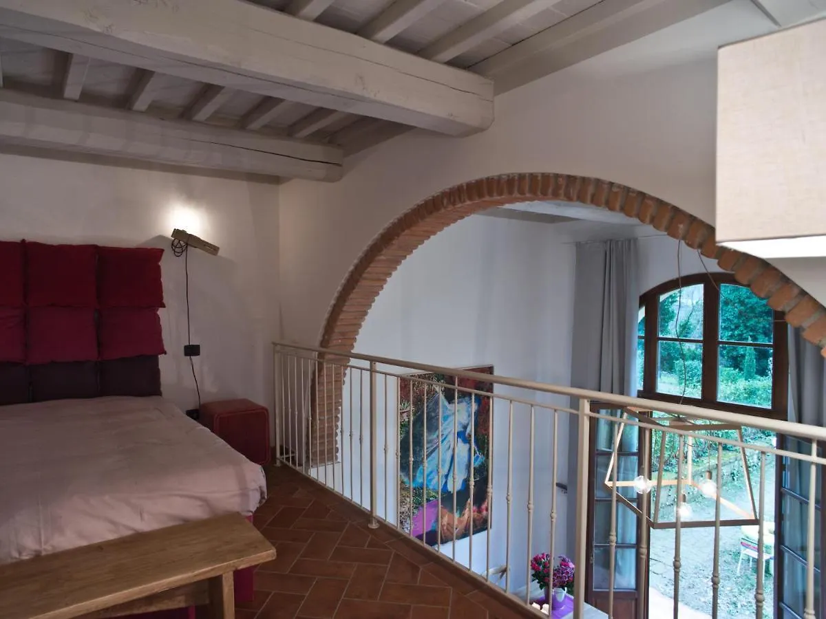 San Ruffino Apartments Lari