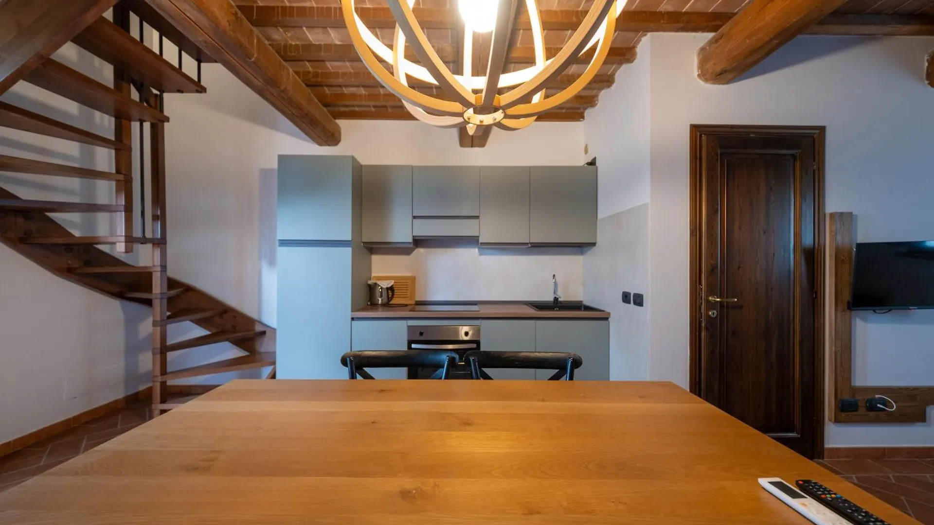 San Ruffino Apartments Lari