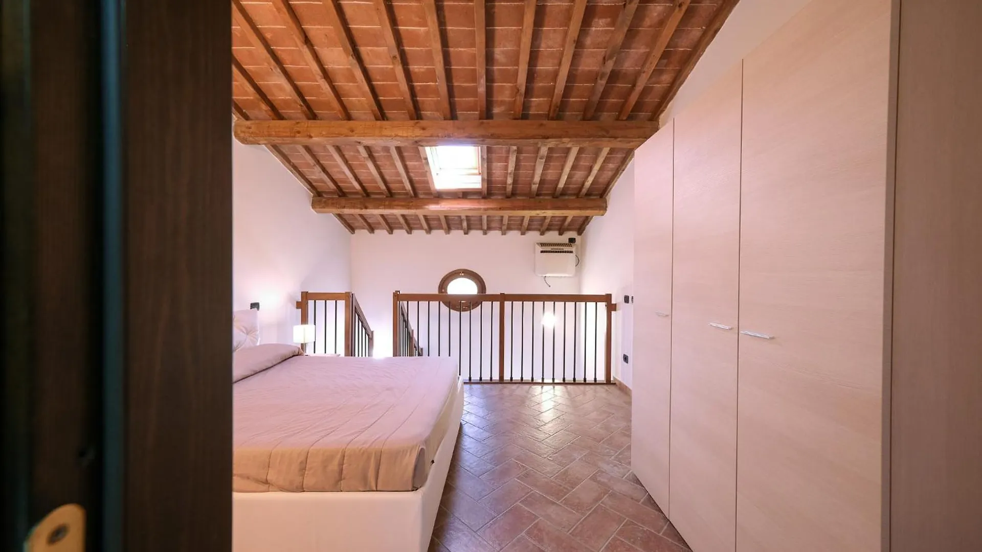 San Ruffino Apartments Lari