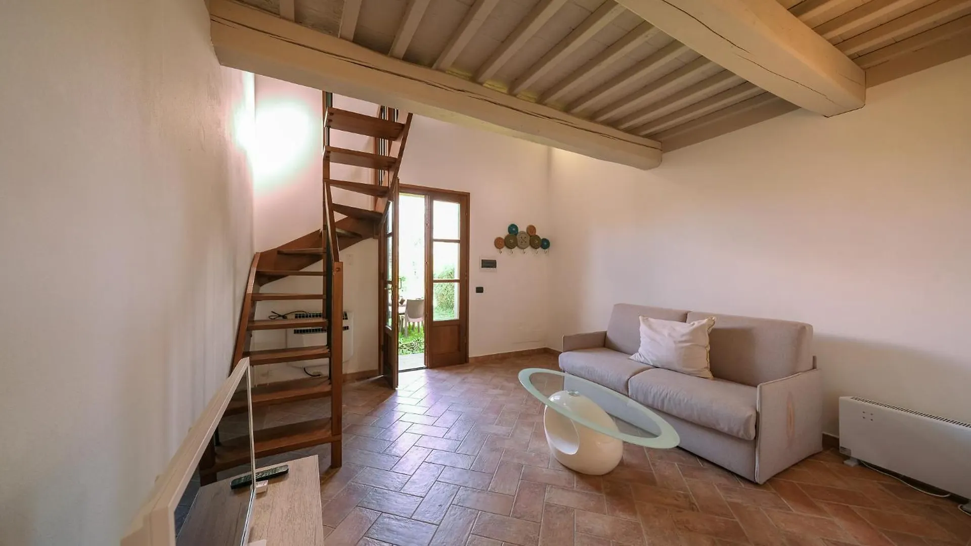 San Ruffino Apartments Lari