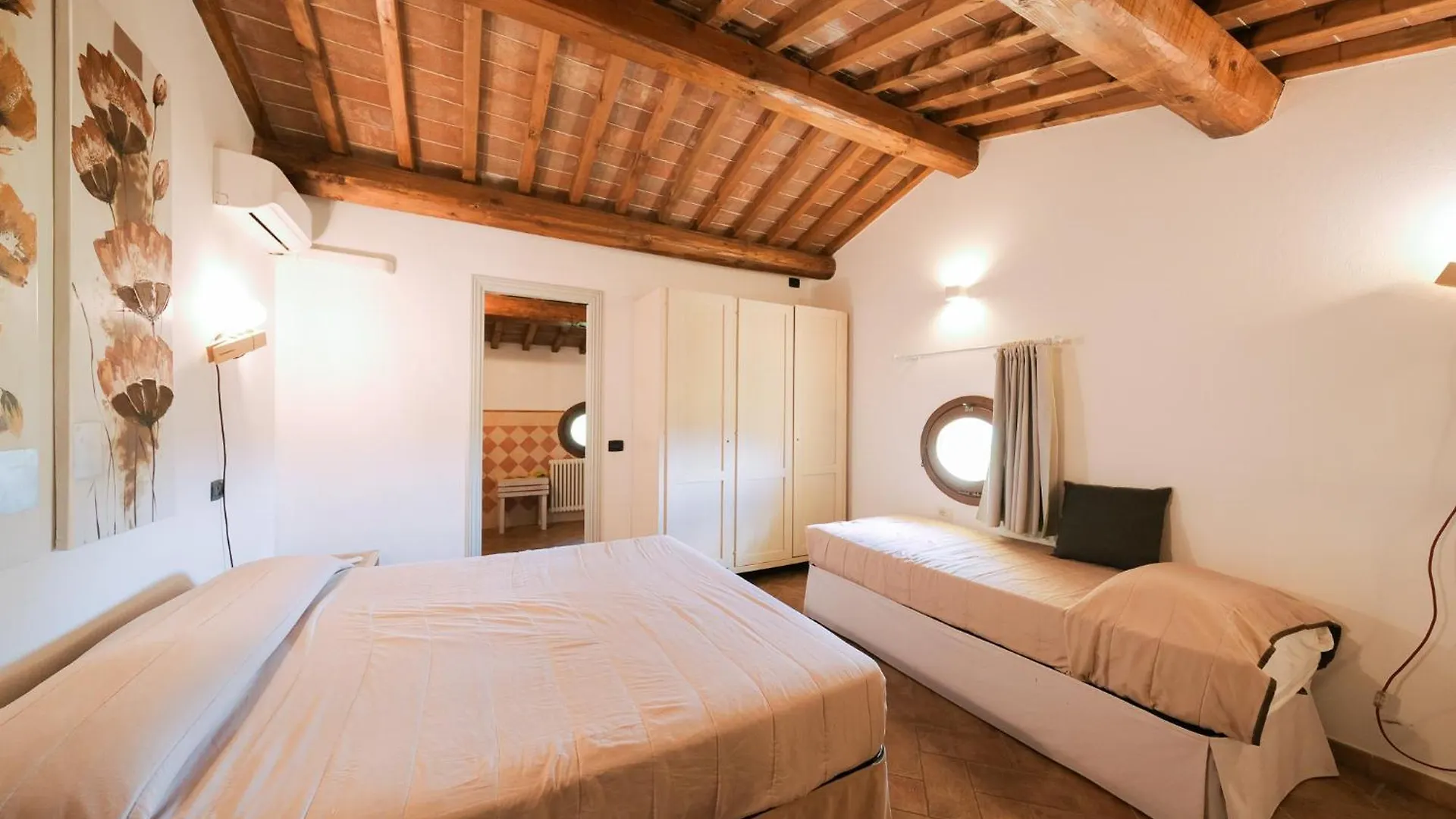 San Ruffino Apartments Lari